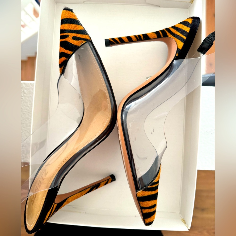 SCHUTZ Salto Alto Animal Print Transparent Sandstone Black Heels